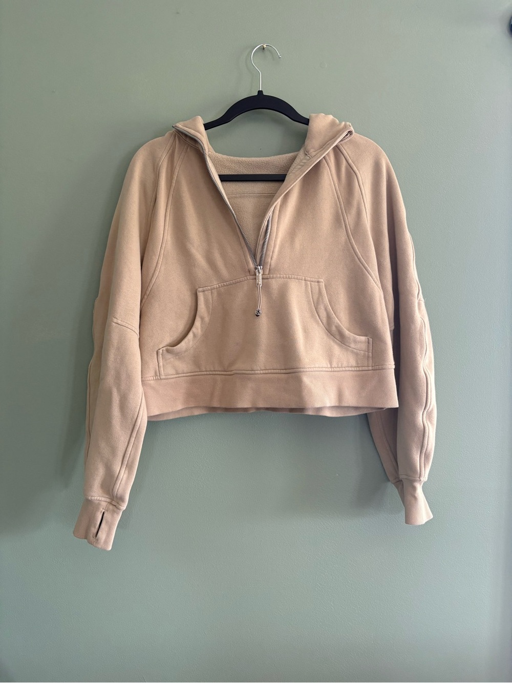 Lululemon Scuba Oversized 1/2 Zip Hoodie
Trench size XS/S